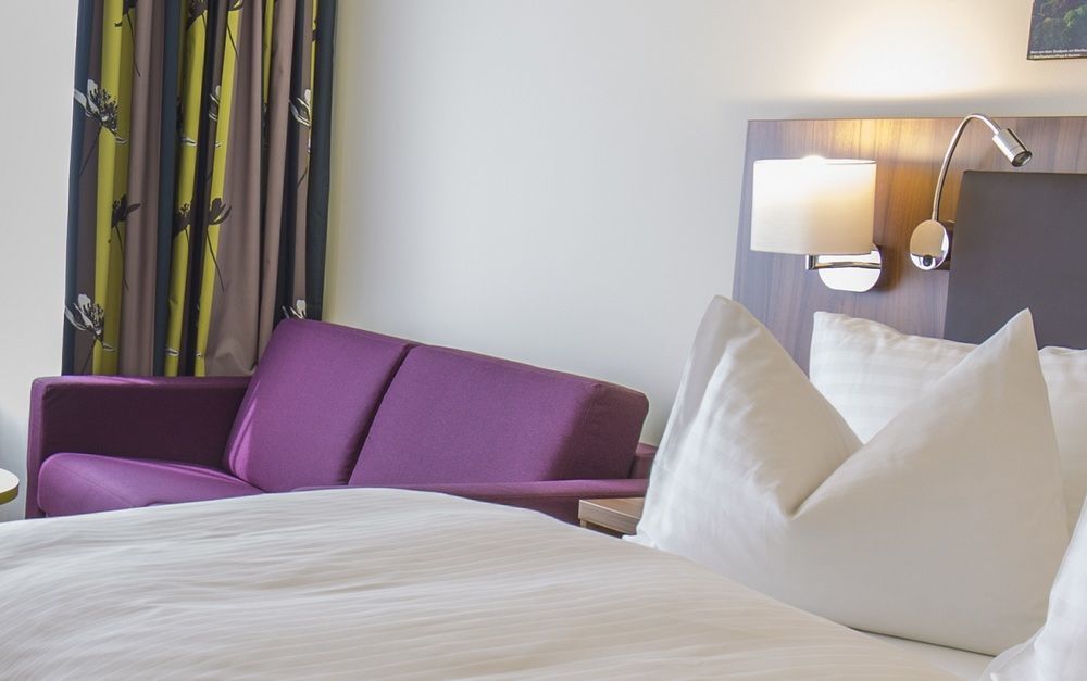 Hilton Garden Inn Vienna South Екстериор снимка